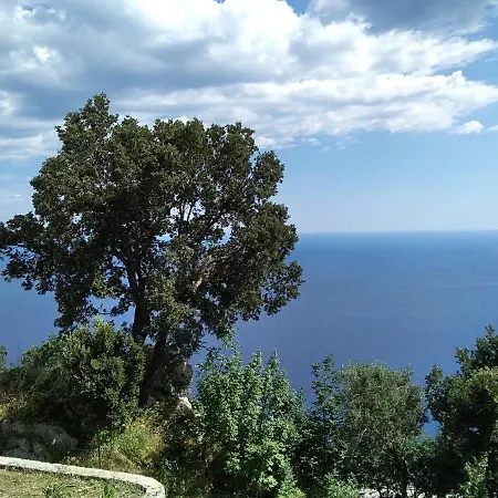 Pizzo Corvo *