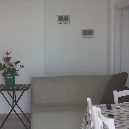 Apartment Pizzo Corvo *